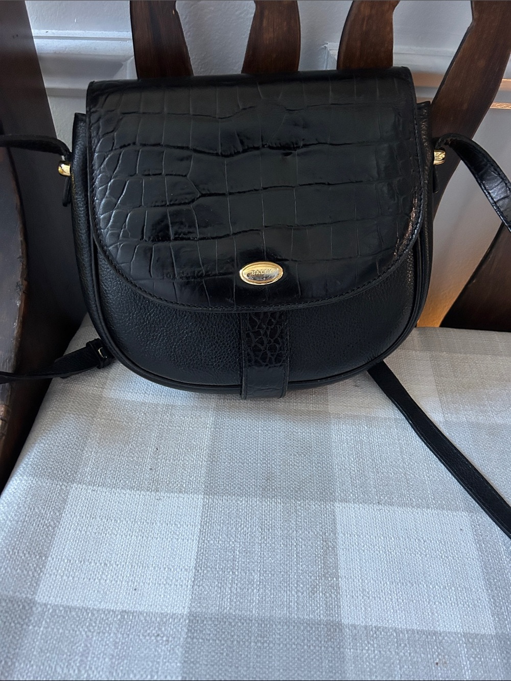 Bally Vintage Croc-Embossed Crossbody Bag - Elegant Everyday Style